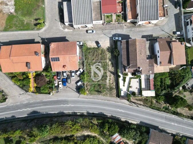 Terreno para Venda em Paredes Foto 17