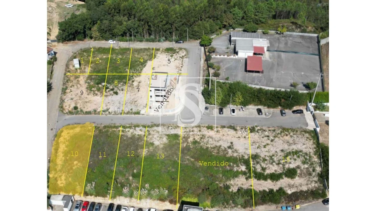Terreno para Venda em Foz do Sousa e Covelo Foto 3