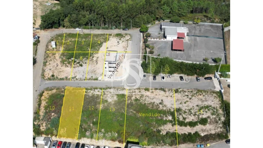 Terreno para Venda em Foz do Sousa e Covelo Foto 3