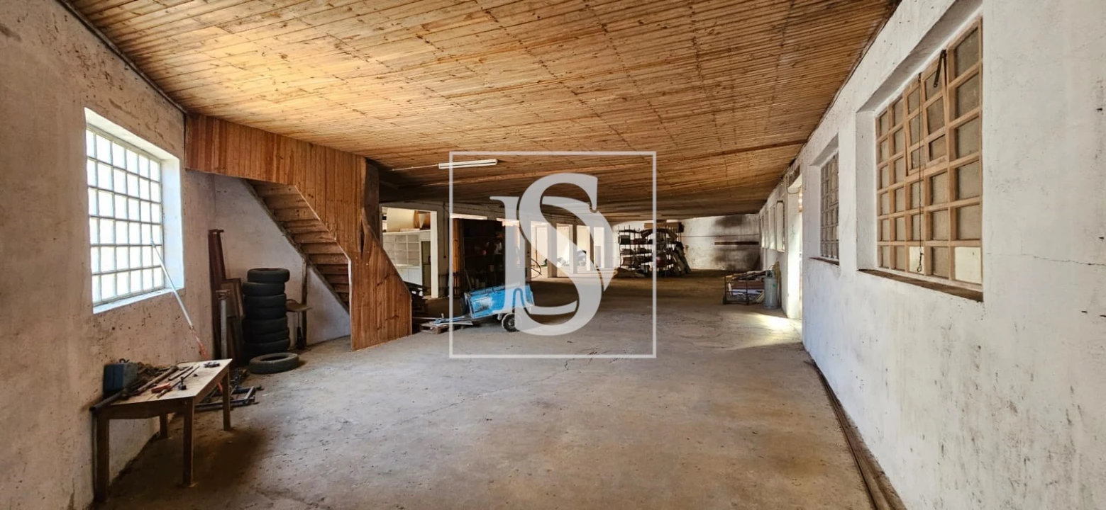 Armazém para Venda em Minde Foto 17