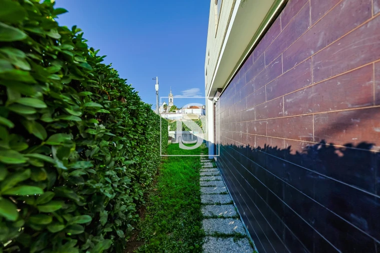 Apartamento T3 para Venda em Galegos (São Martinho) Foto 25