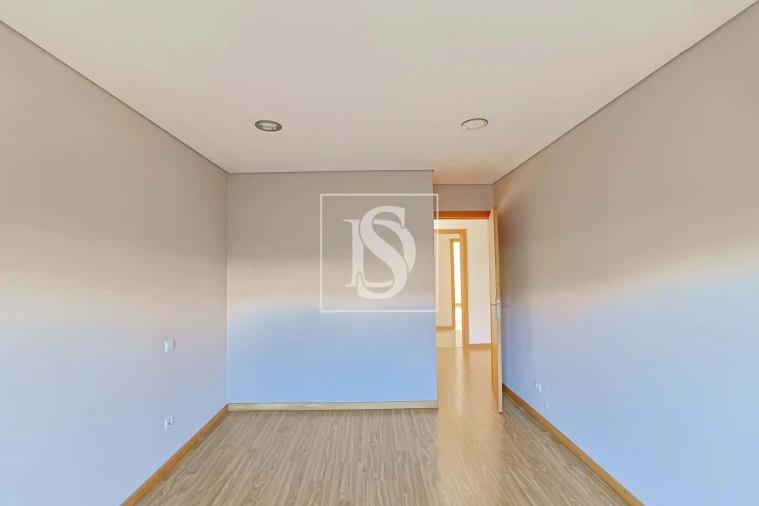 Apartamento T3 para Venda em Galegos (São Martinho) Foto 14