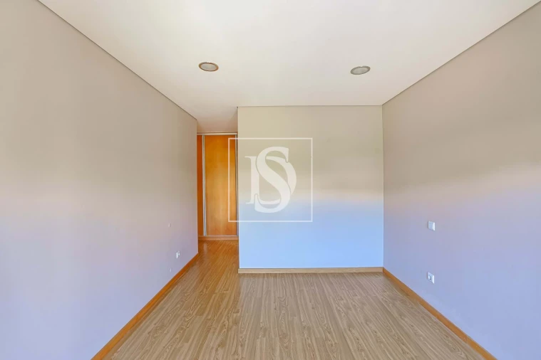 Apartamento T3 para Venda em Galegos (São Martinho) Foto 13