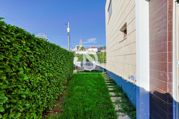 Apartamento T3 para Venda em Galegos (São Martinho) Foto 24