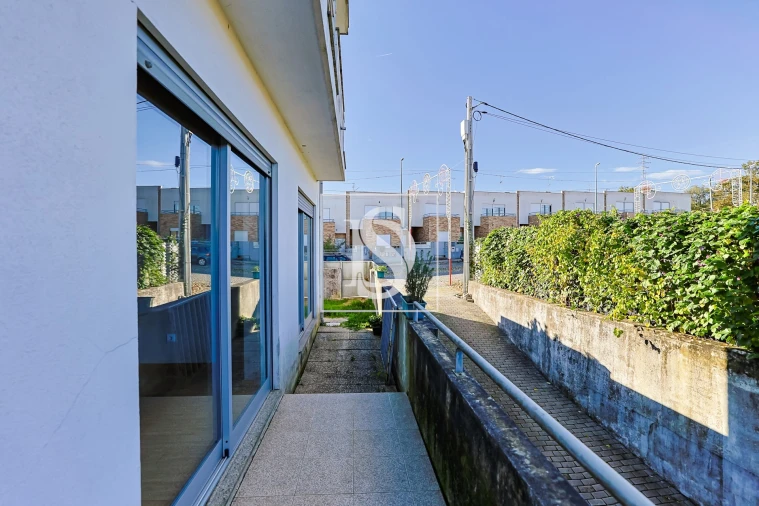 Apartamento T3 para Venda em Galegos (São Martinho) Foto 23