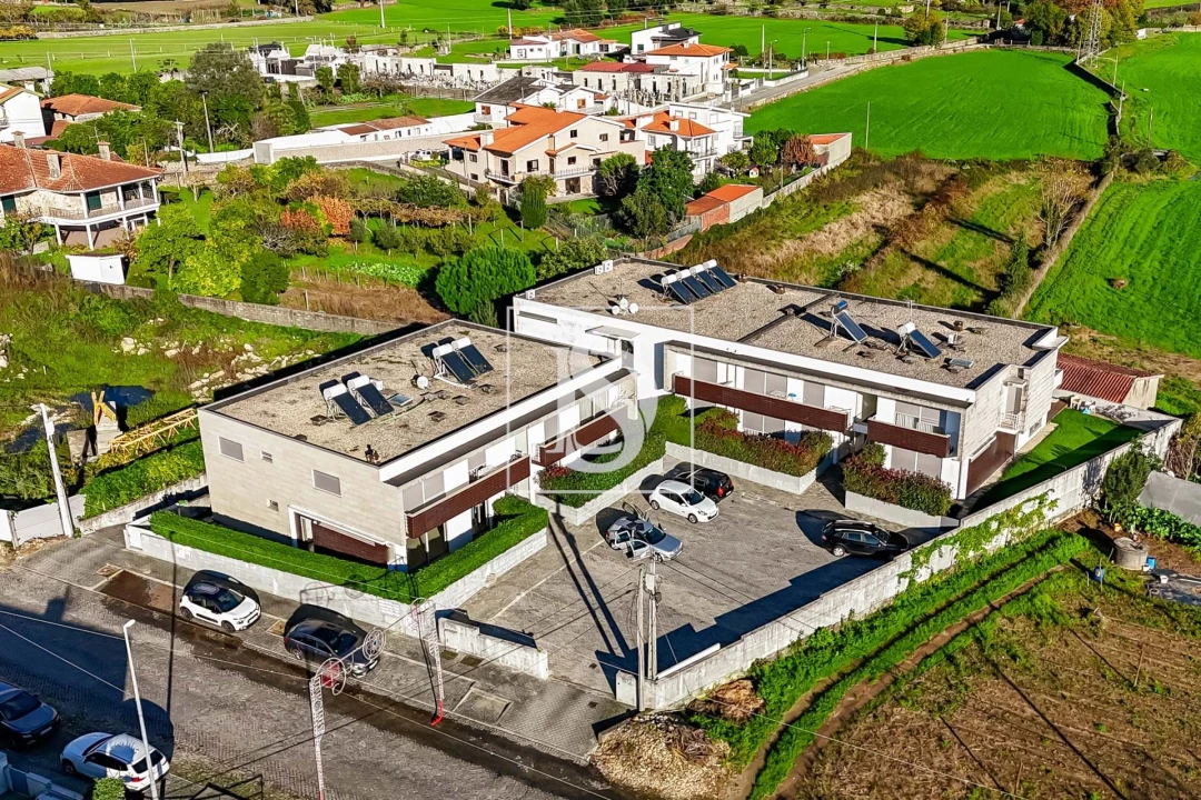 Apartamento T3 para Venda em Galegos (São Martinho) Foto 1