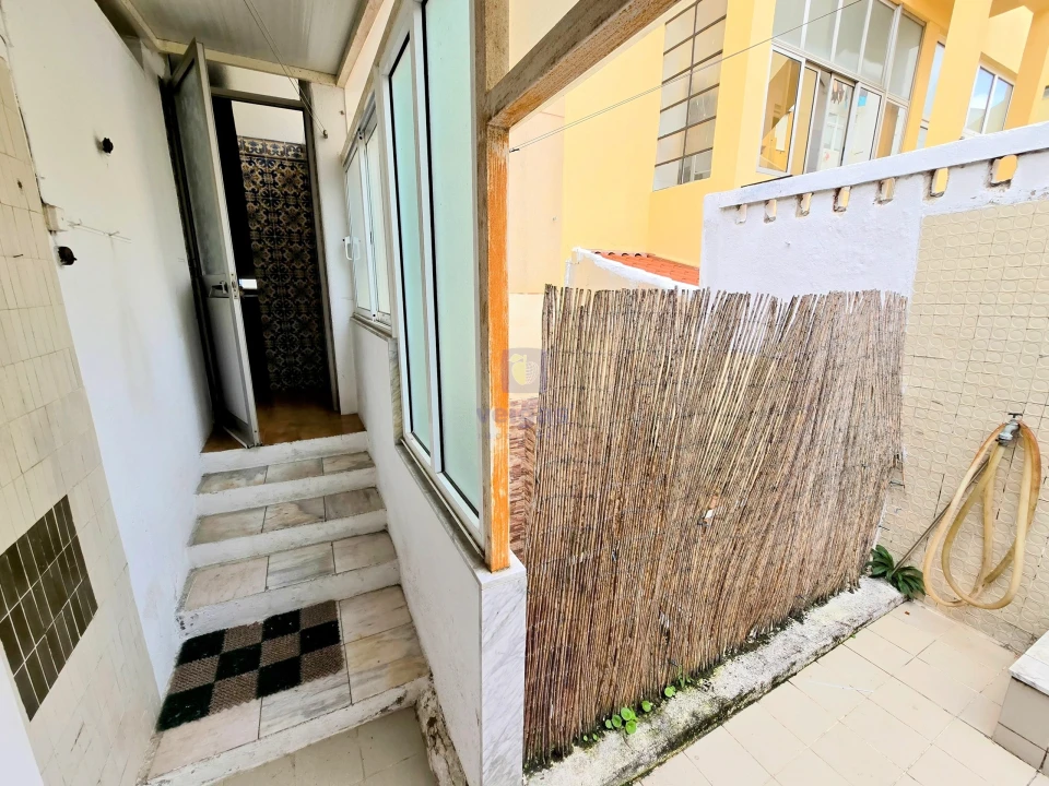 Apartamento T2 para Venda em Penha de França Foto 23