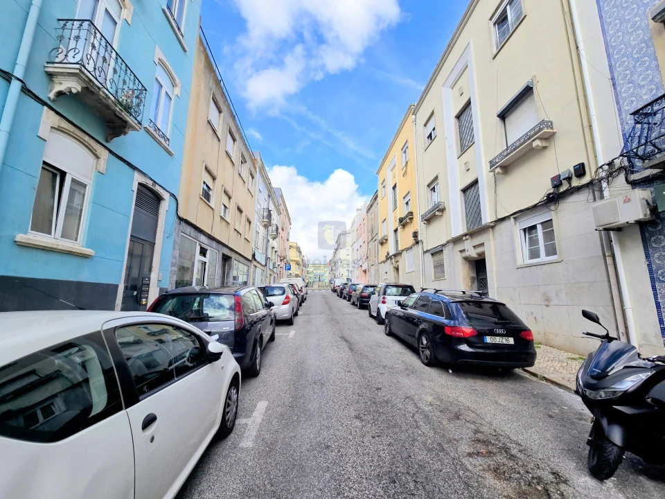 Apartamento T2 para Venda em Penha de França Foto 28