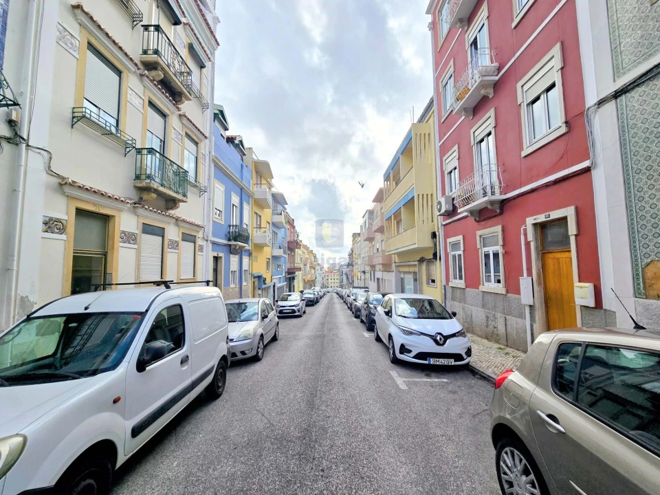 Apartamento T2 para Venda em Penha de França Foto 26