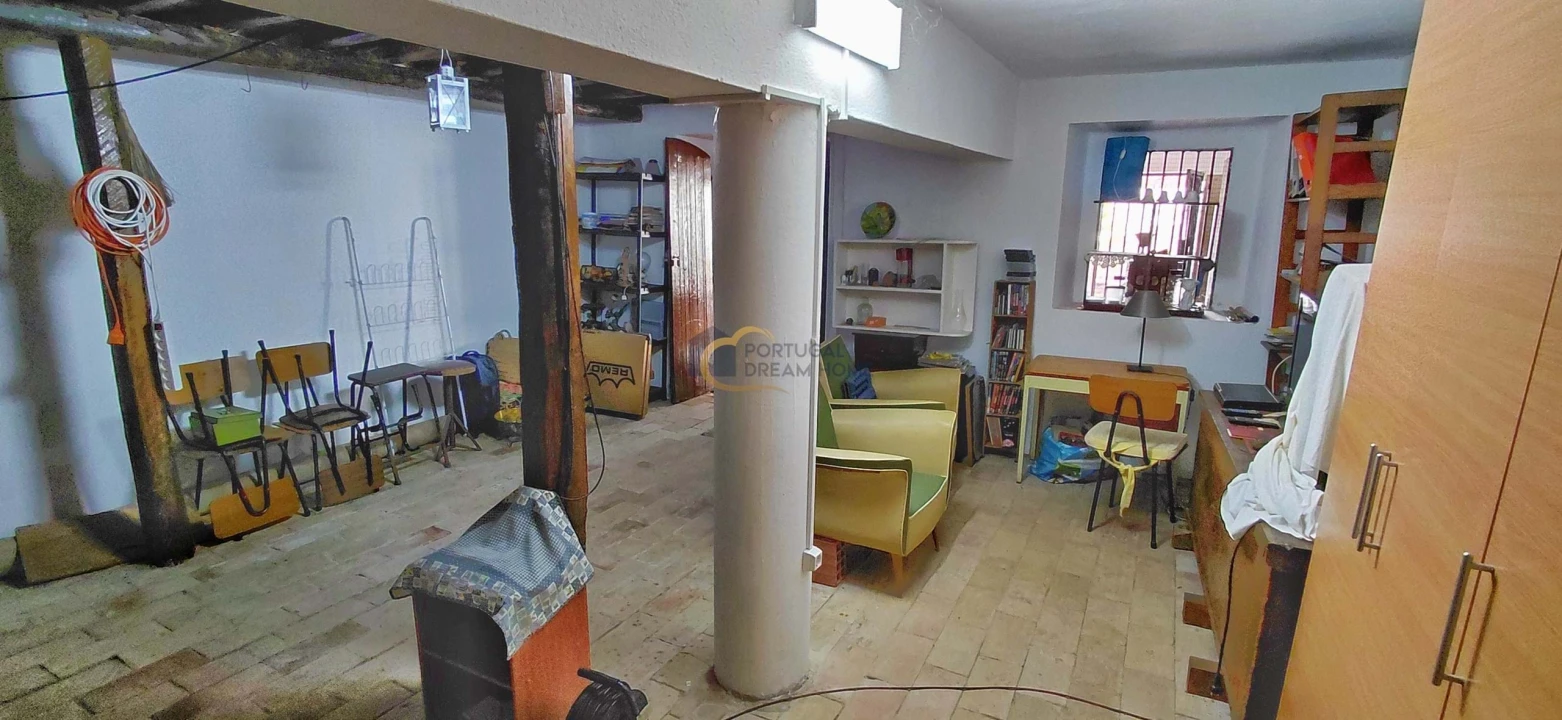 Moradia T3 para Venda em São Marcos da Serra Foto 35