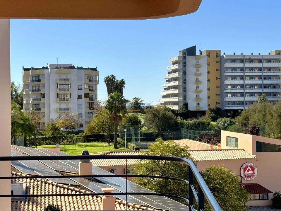 Apartamento T2 para Venda em Portimão Foto 19