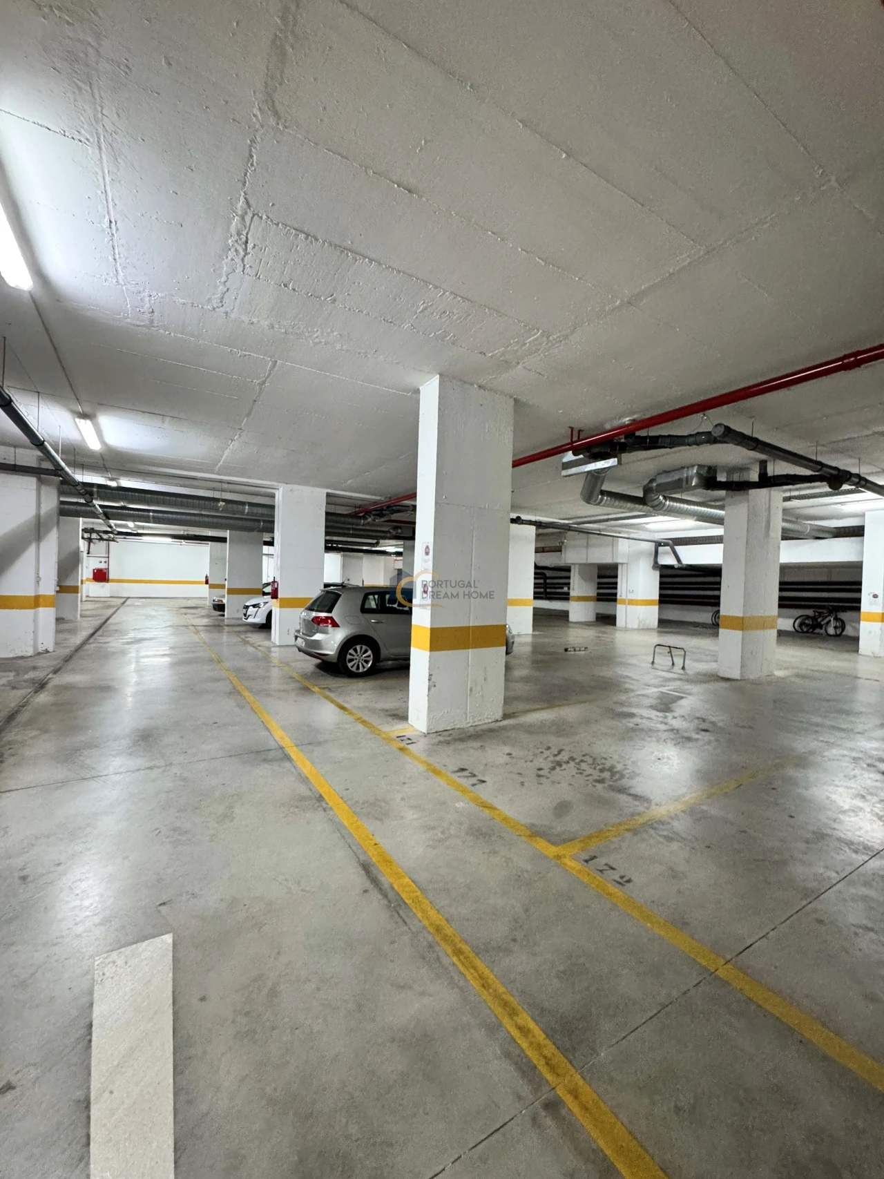 Apartamento T2 para Venda em Portimão Foto 48