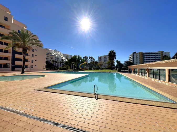 Apartamento T2 para Venda em Portimão Foto 36