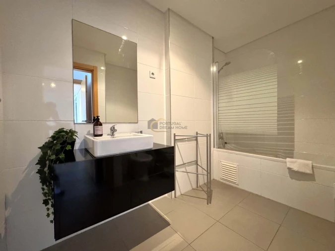 Apartamento T2 para Venda em Portimão Foto 30