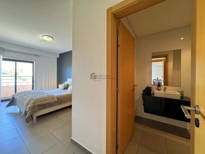 Apartamento T2 para Venda em Portimão Foto 27