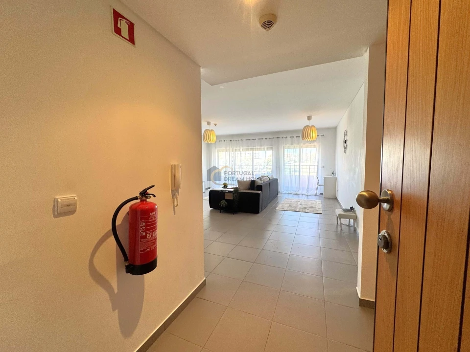 Apartamento T2 para Venda em Portimão Foto 2