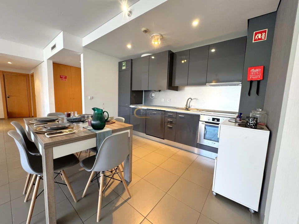 Apartamento T2 para Venda em Portimão Foto 6