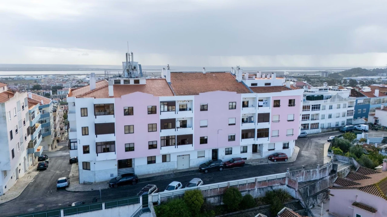Apartamento T3 para Venda em Alverca do Ribatejo e Sobralinho Foto 25