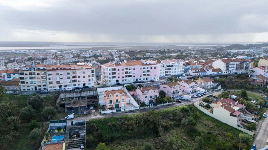 Apartamento T3 para Venda em Alverca do Ribatejo e Sobralinho Foto 27