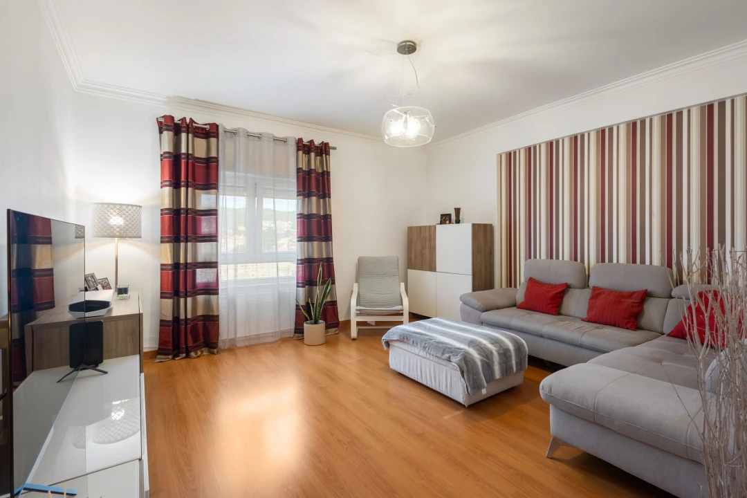 Apartamento T3 para Venda em Alverca do Ribatejo e Sobralinho Foto 1