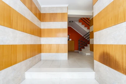Apartamento T1 para Venda em Loures