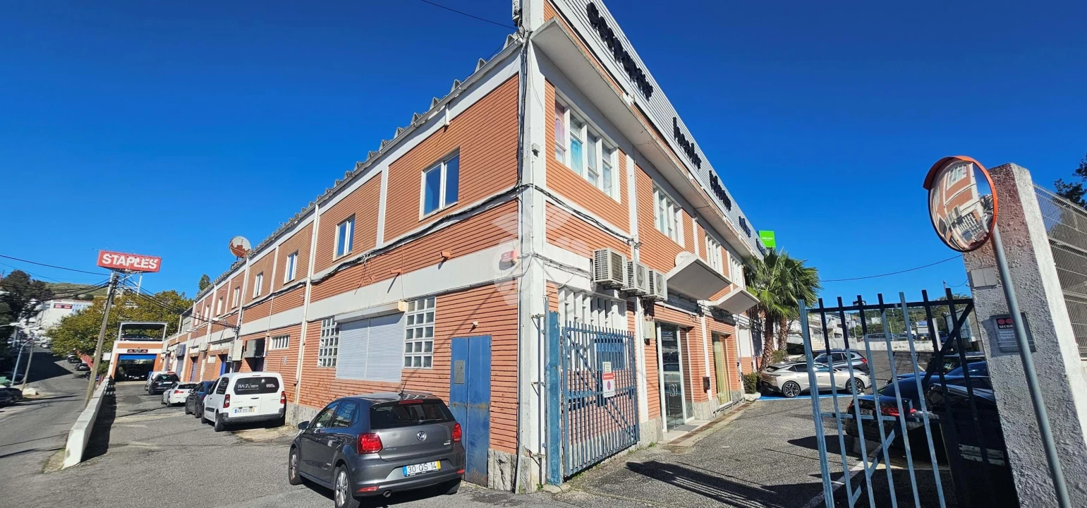 Negócio para Arrendamento em Carnaxide e Queijas Foto 26