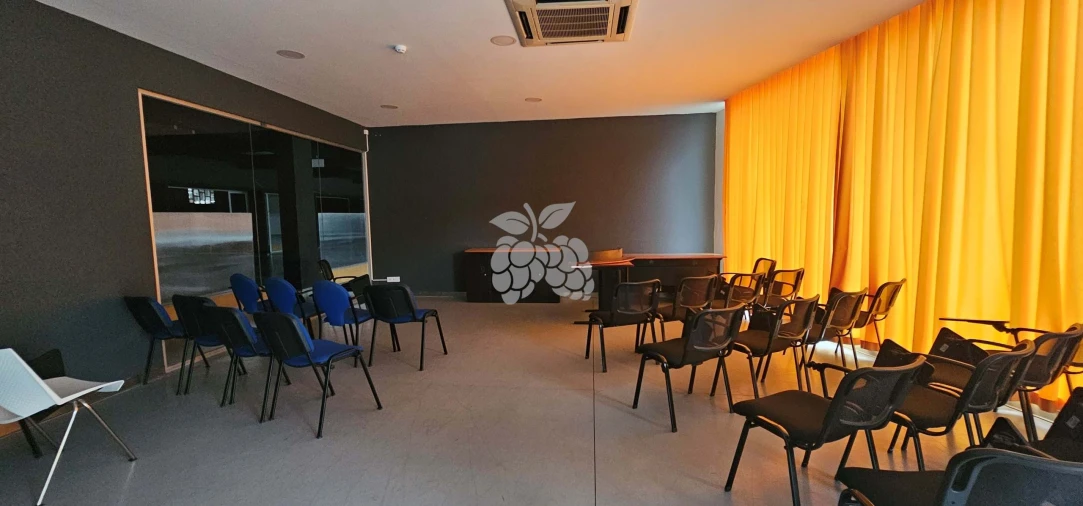 Negócio para Arrendamento em Carnaxide e Queijas Foto 11