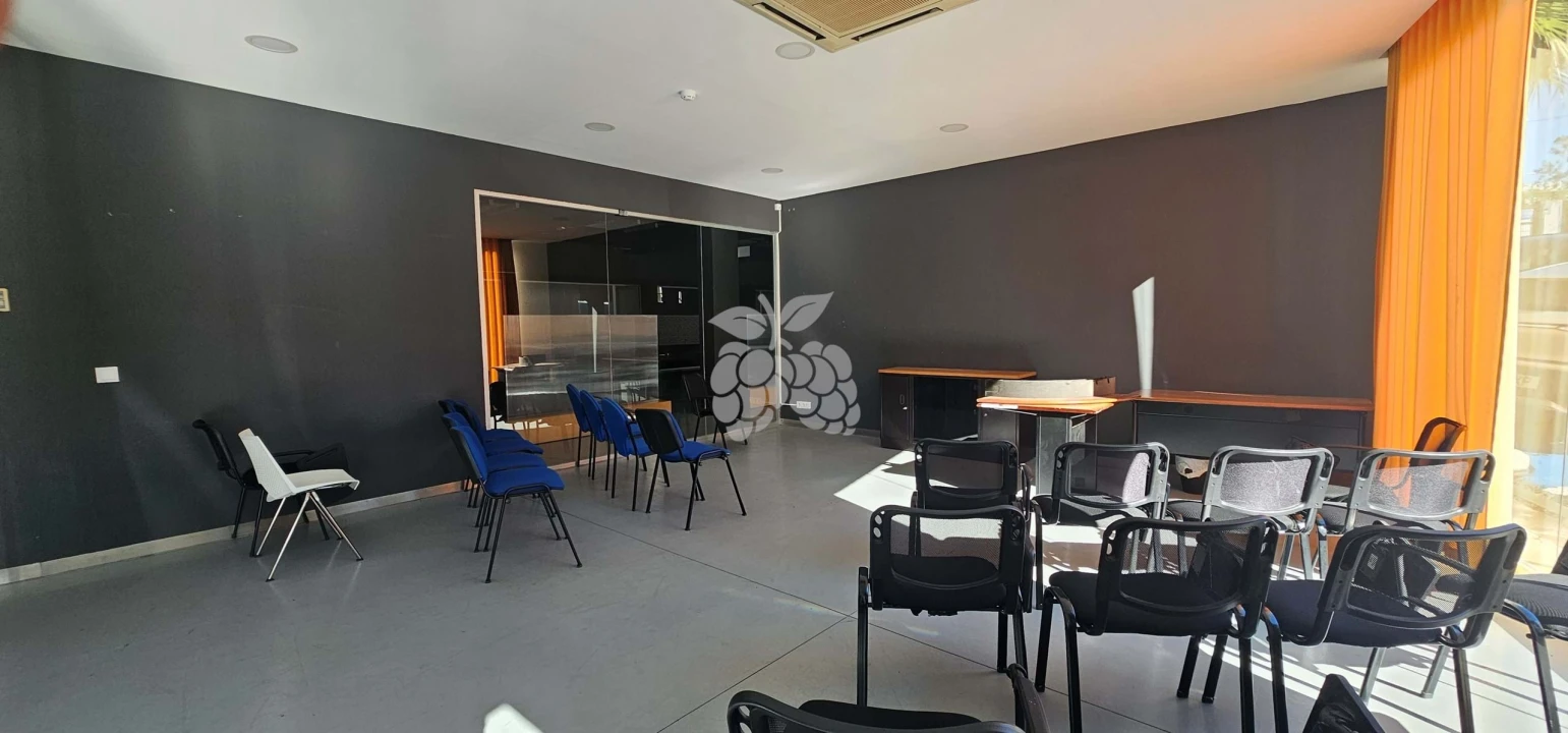 Negócio para Arrendamento em Carnaxide e Queijas Foto 10