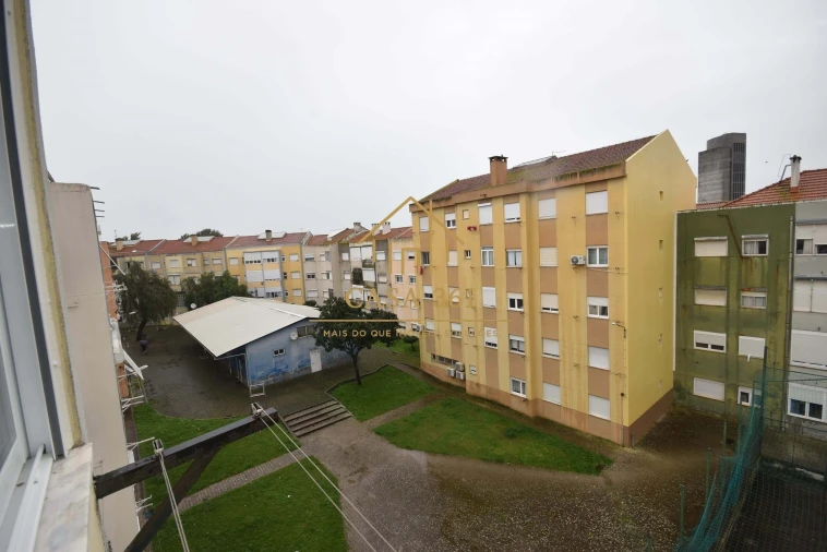 Apartamento T3 para Venda em Alverca do Ribatejo e Sobralinho Foto 27