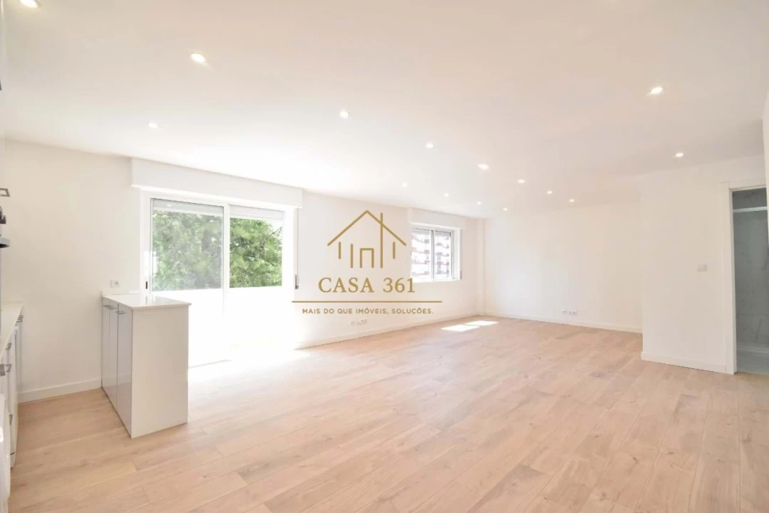 Apartamento T3 para Venda em Alverca do Ribatejo e Sobralinho Foto 10