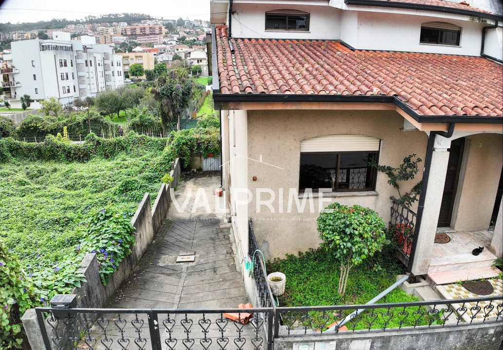 Moradia T3 para Venda em Valongo Foto 15