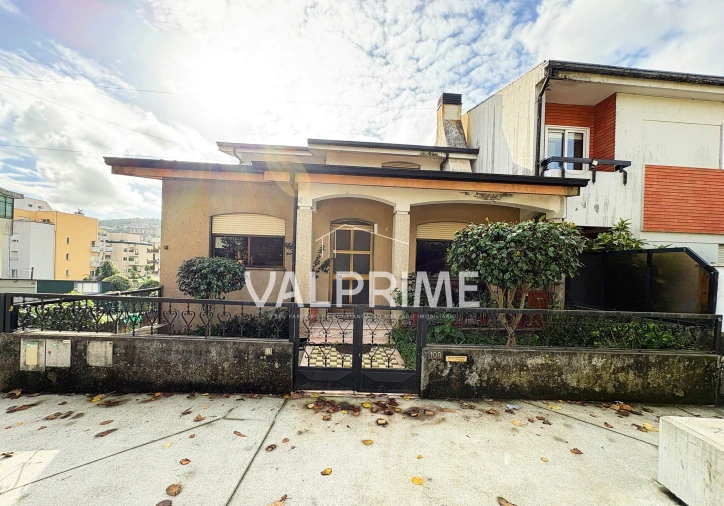 Moradia T3 para Venda em Valongo Foto 17