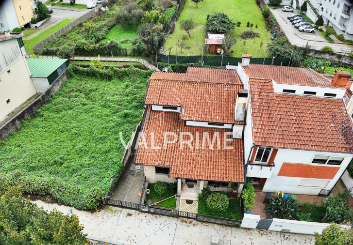 Moradia T3 para Venda em Valongo Foto 6