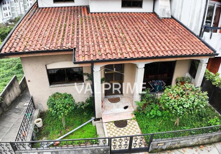 Moradia T3 para Venda em Valongo Foto 1