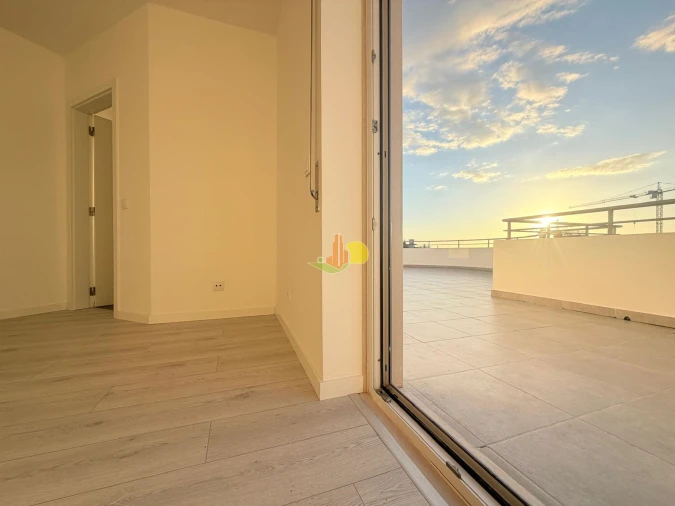 Apartamento T0 para Venda em Buarcos Foto 19