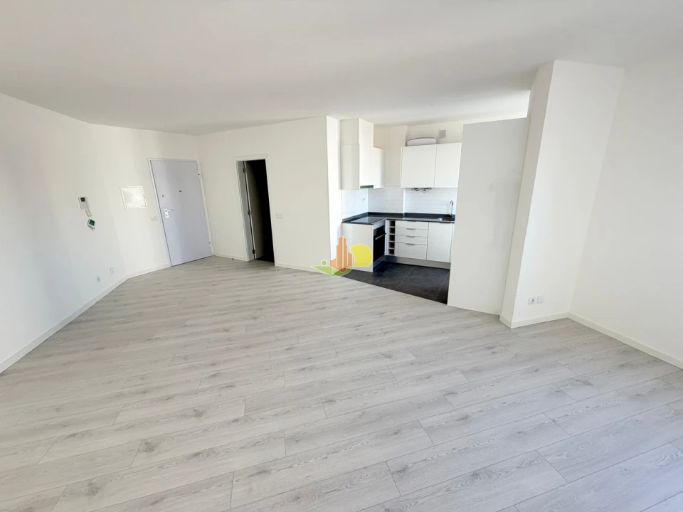 Apartamento T0 para Venda em Buarcos Foto 19