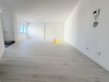 Apartamento T0 para Venda em Buarcos