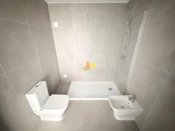 Apartamento T0 para Venda em Buarcos Foto 21