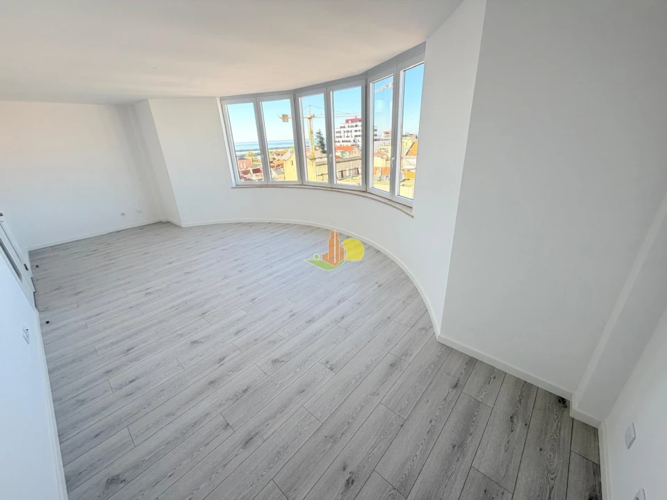 Apartamento T0 para Venda em Buarcos Foto 19