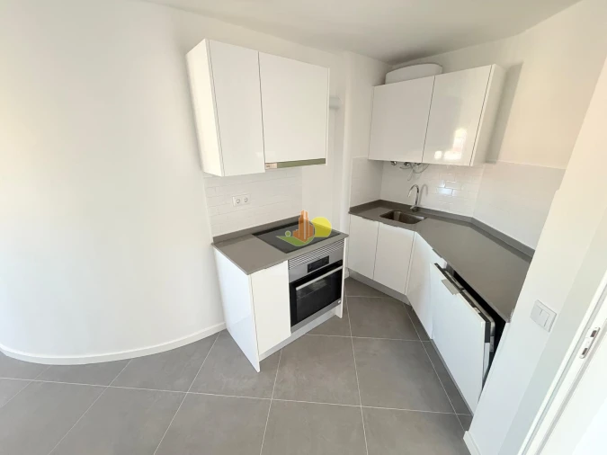 Apartamento T0 para Venda em Buarcos Foto 7