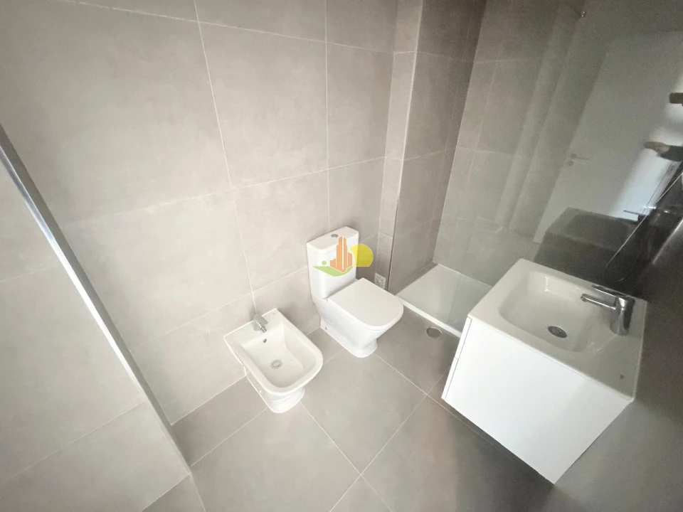 Apartamento T0 para Venda em Buarcos Foto 14