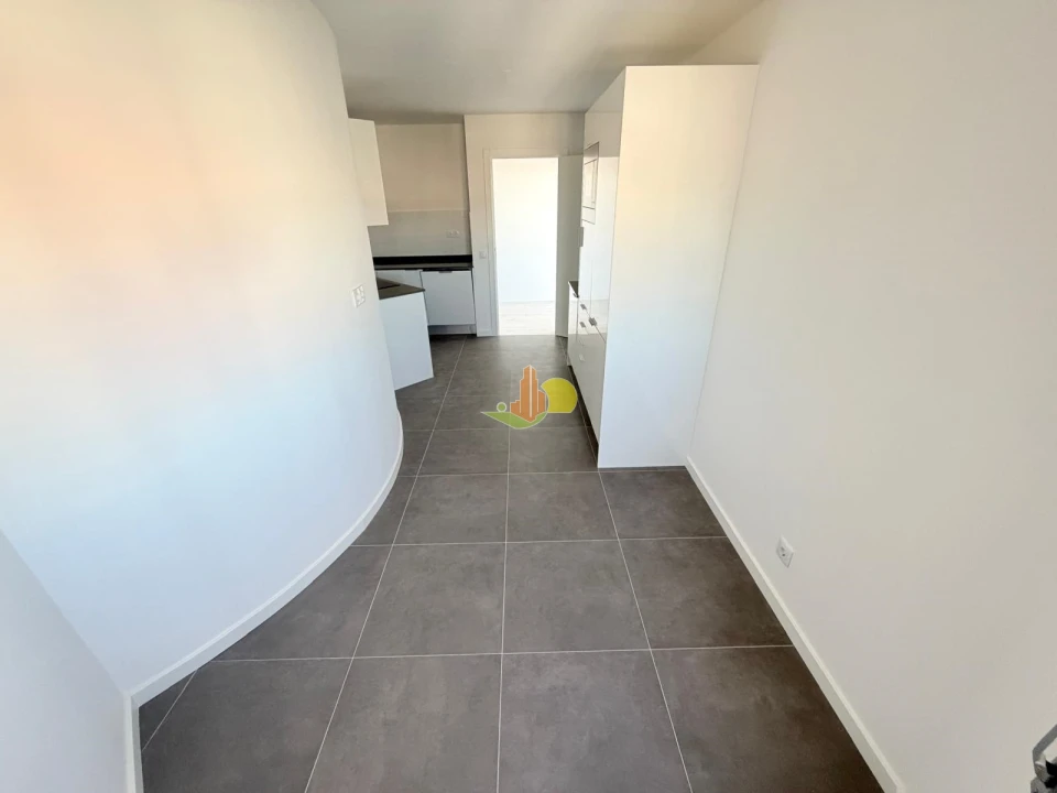 Apartamento T0 para Venda em Buarcos Foto 8