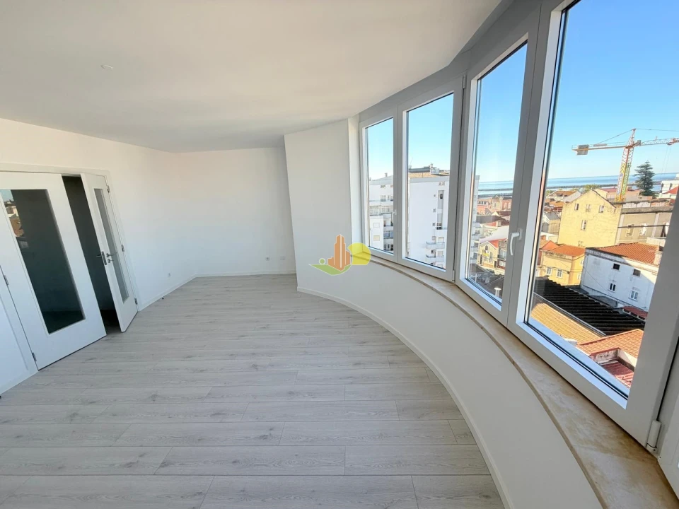 Apartamento T0 para Venda em Buarcos Foto 22