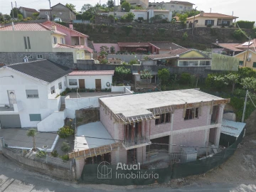 Moradia T3 para Venda em Santo Adrião de Vizela