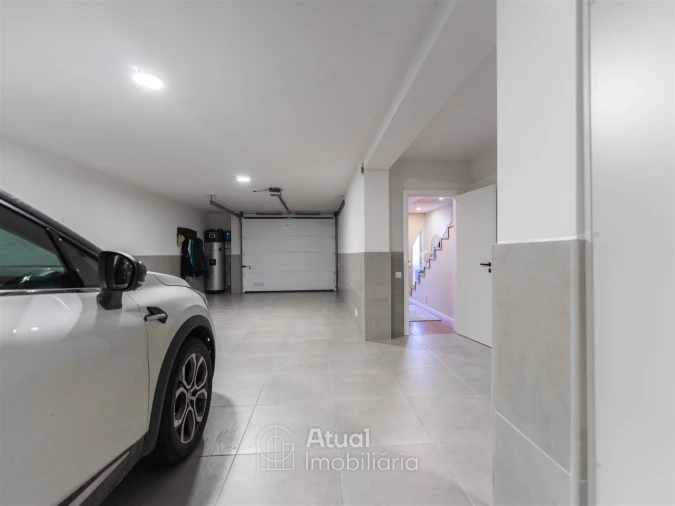 Moradia T3 para Venda em Guardizela Foto 44