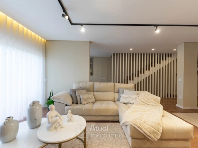 Moradia T3 para Venda em Guardizela Foto 12