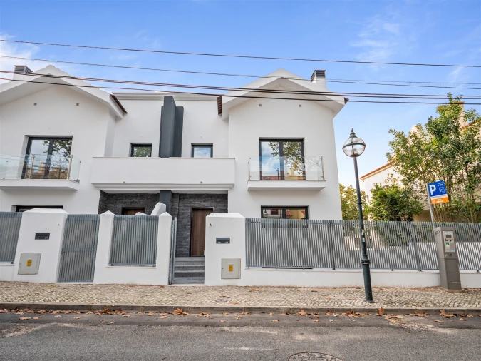 Moradia T4 para Venda em Cascais e Estoril Foto 3