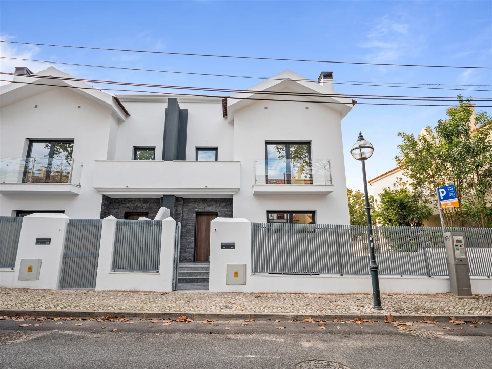 Moradia T4 para Venda em Cascais e Estoril Foto 3