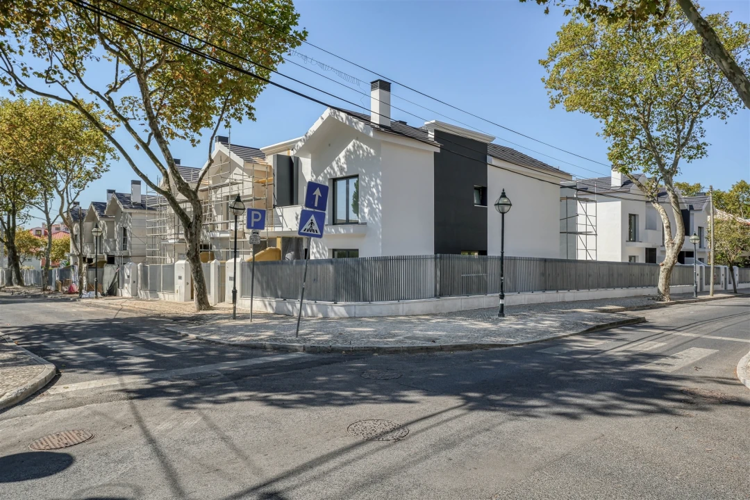 Moradia T4 para Venda em Cascais e Estoril Foto 4