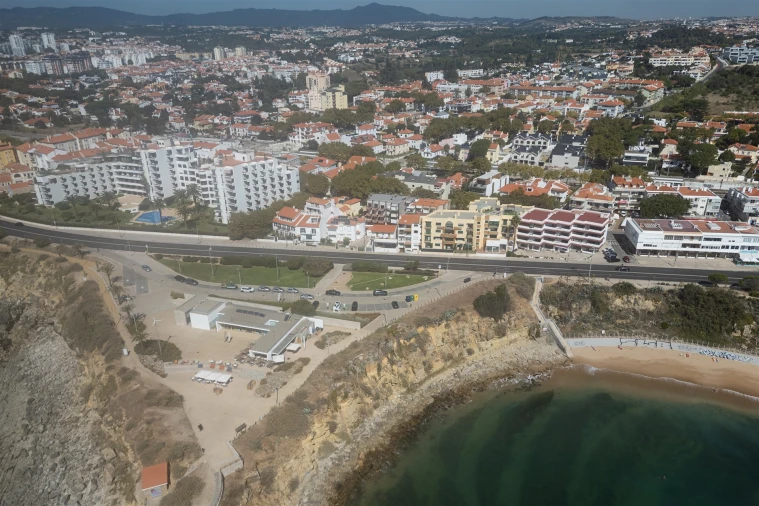 Moradia T4 para Venda em Cascais e Estoril Foto 30